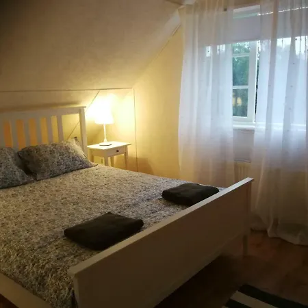 Saadjarve Puhkemajad, Maja Andres Ferienhaus *